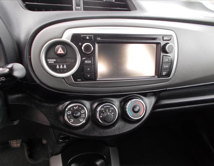 Toyota Yaris 19