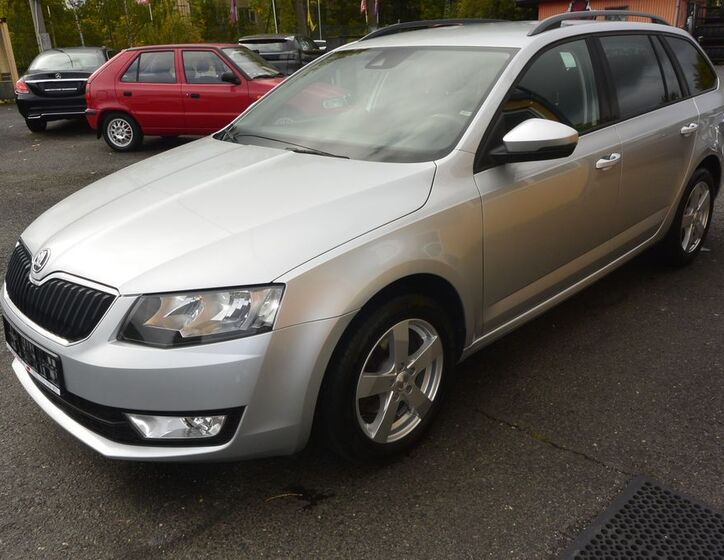 Škoda Octavia 1