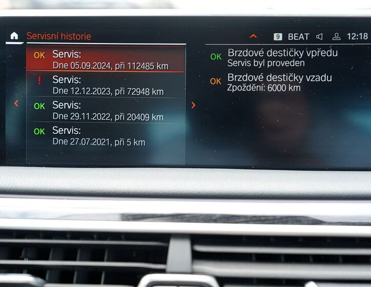 BMW Řada 7 38