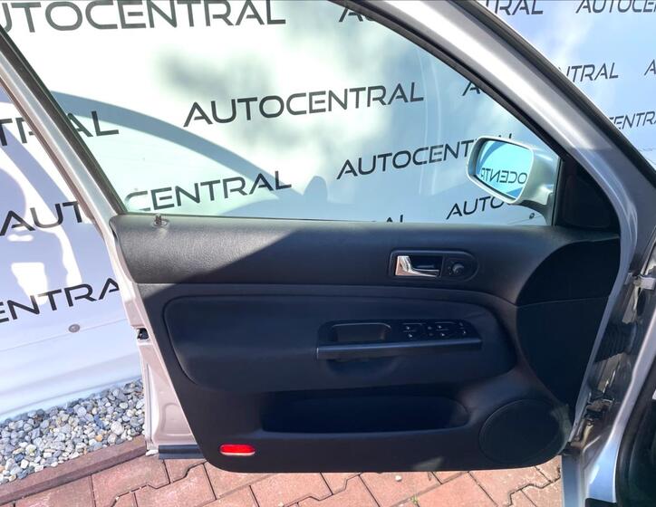 Volkswagen Golf 17