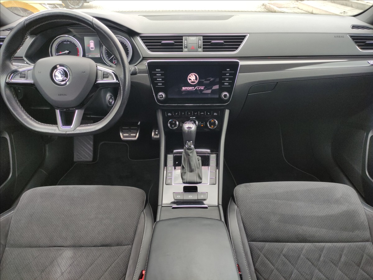 Škoda Superb