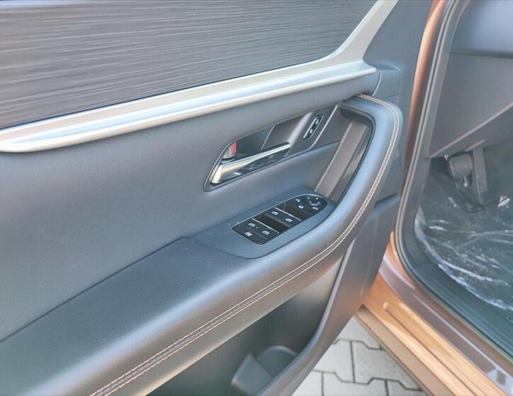 Mazda CX-80 11