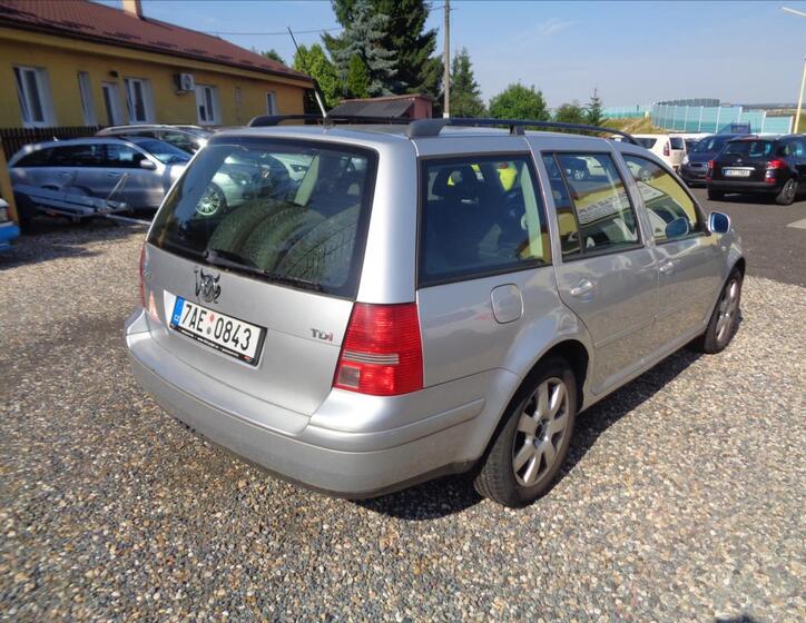 Volkswagen Golf 13