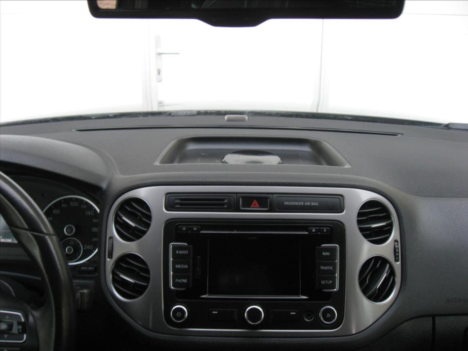 Volkswagen Tiguan 24