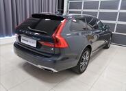 Volvo V90 4