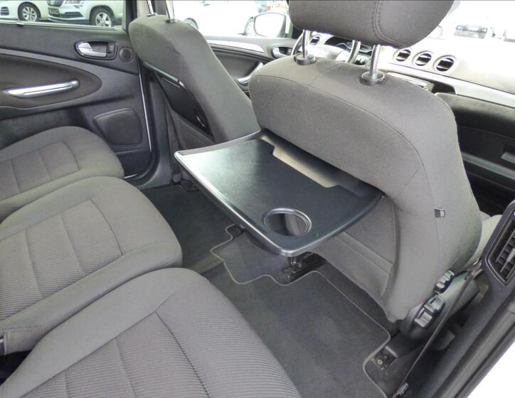 Ford S-MAX 54