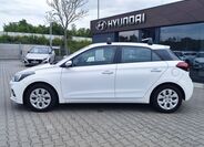 Hyundai i20 8
