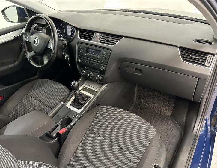 Škoda Octavia 16