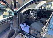 Volkswagen Tiguan 9