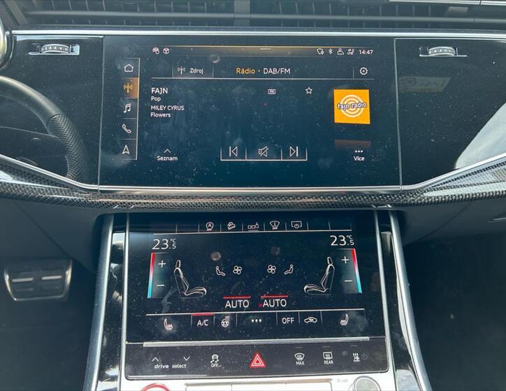 Audi SQ7 16