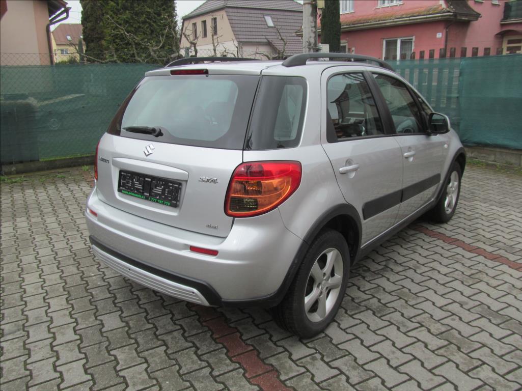 Suzuki SX4