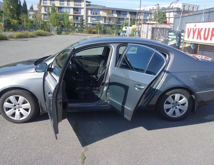 Volkswagen Passat 10