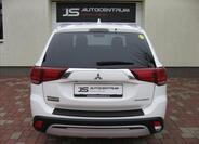 Mitsubishi Outlander 8
