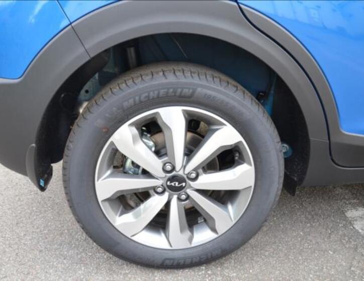 KIA Stonic 8