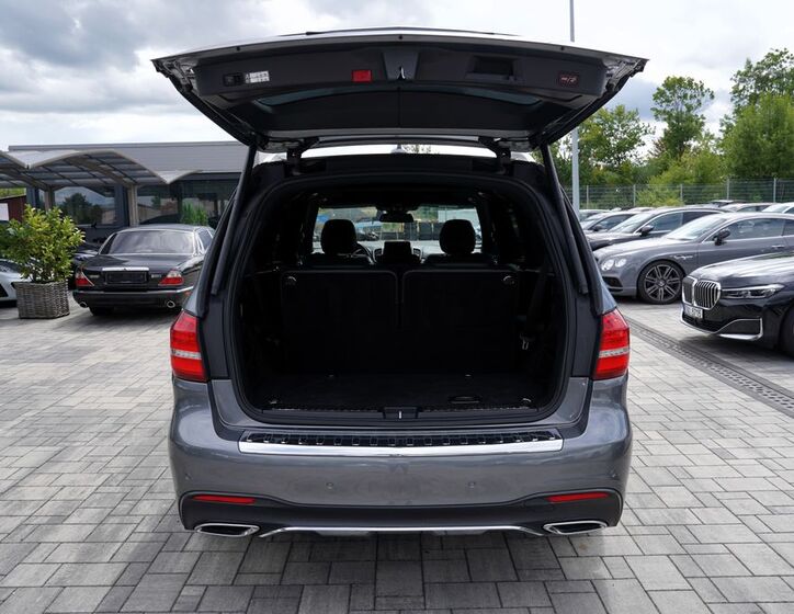 Mercedes-Benz GLS 11