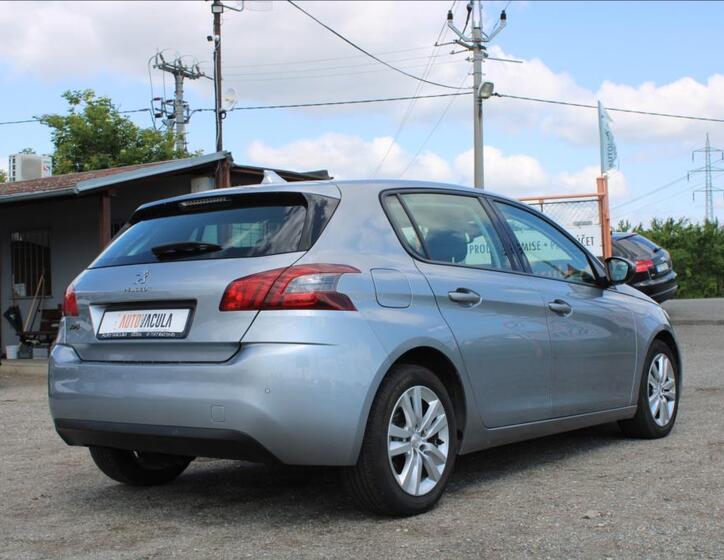 Peugeot 308 5