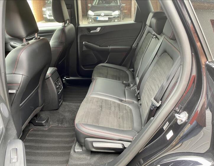 Ford Kuga 13