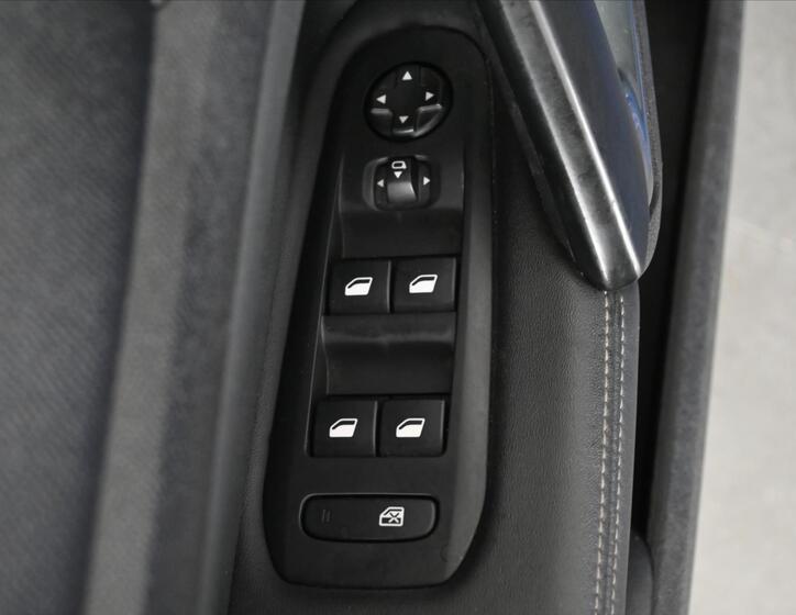 Peugeot 308 25