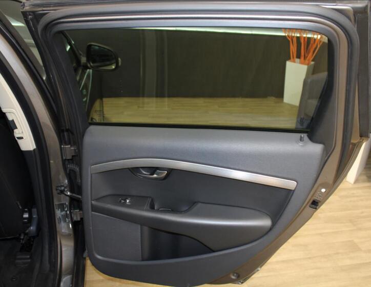 Volvo V70 20