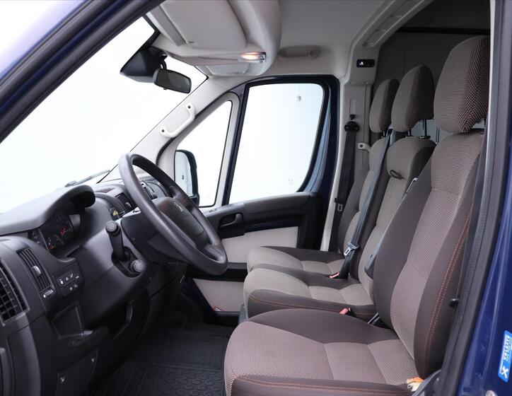 Peugeot Boxer 11