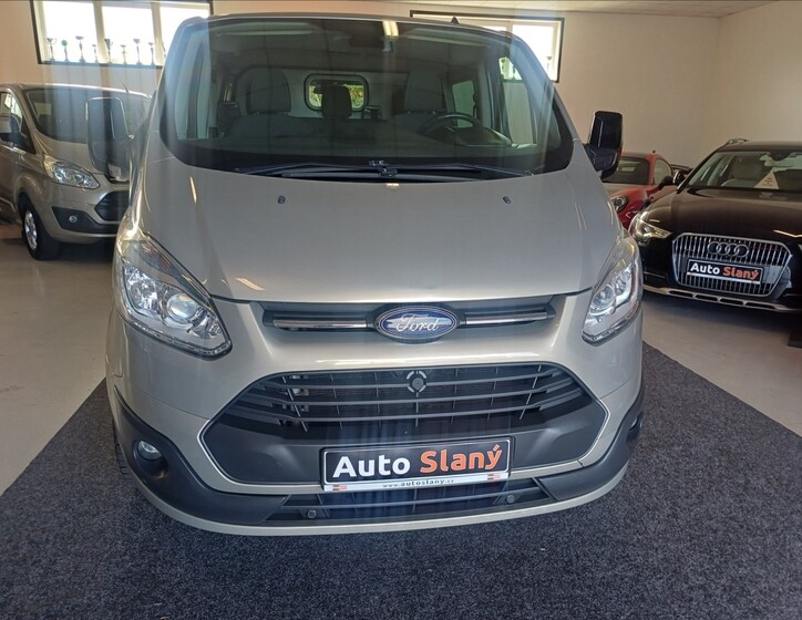 Ford Transit Custom 8