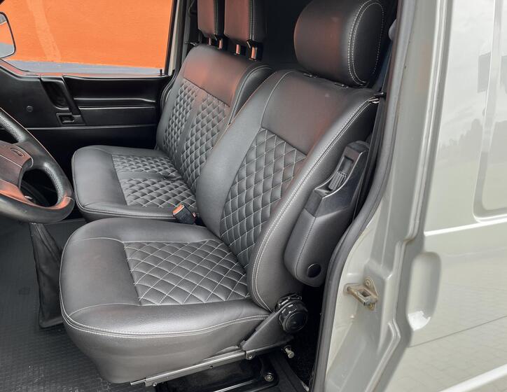 Volkswagen Transporter 9