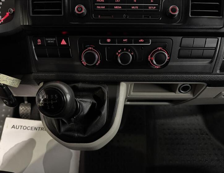 Volkswagen Transporter 25