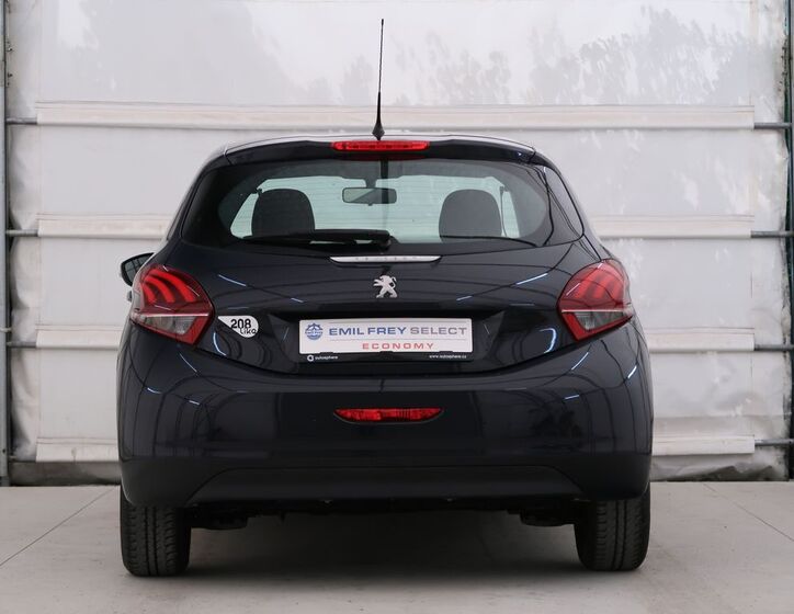 Peugeot 208 7