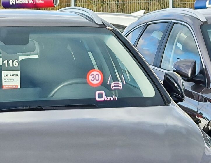 Audi Q8 21