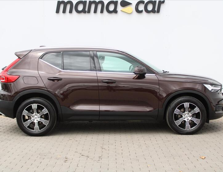 Volvo XC40 8