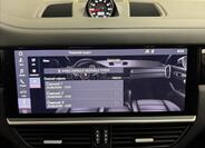Porsche Cayenne 24