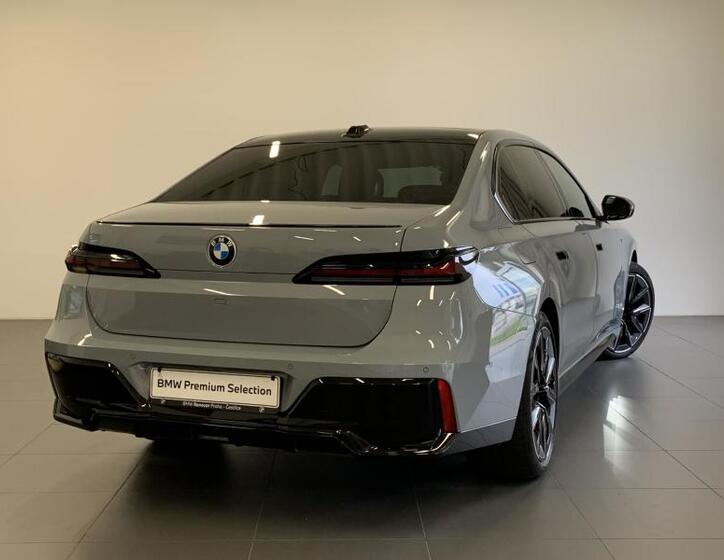 BMW Řada 7 3