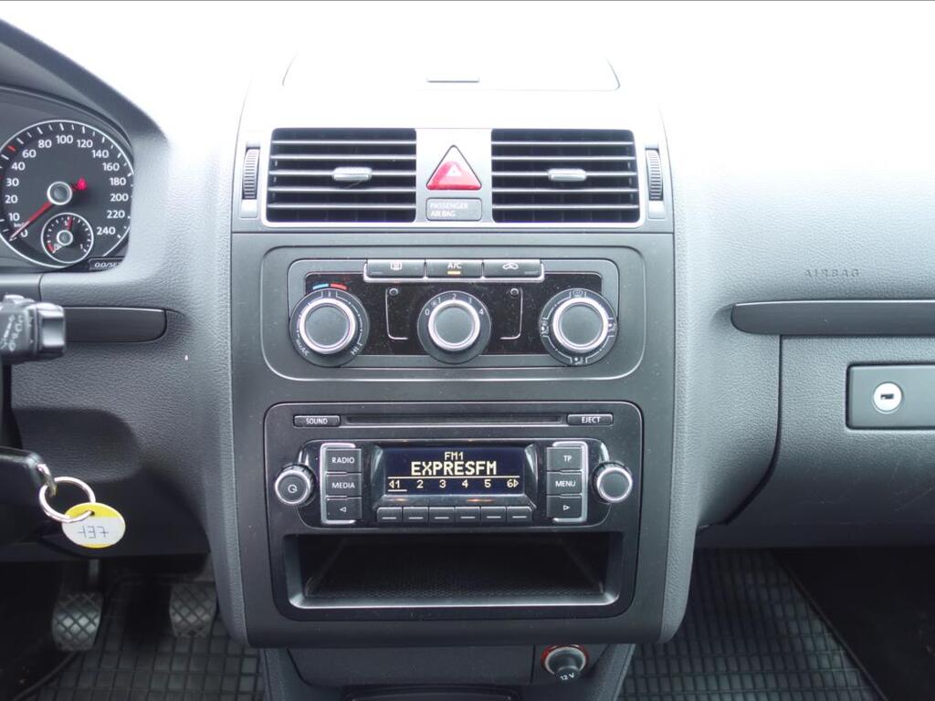 Volkswagen Touran 20