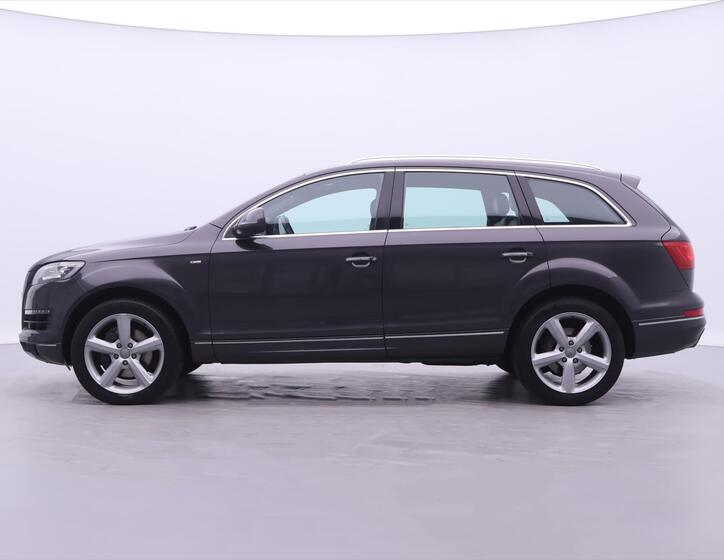 Audi Q7 4