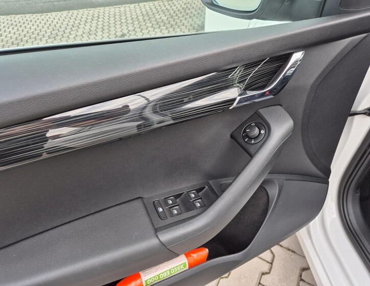 Škoda Octavia 14