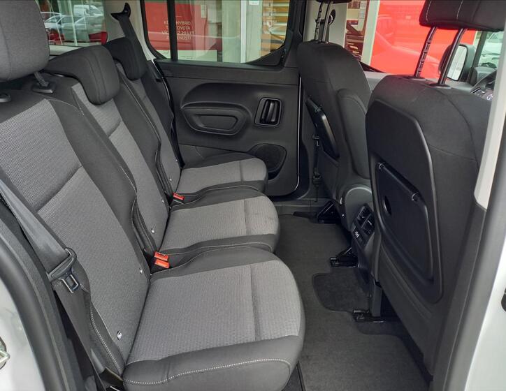 Toyota ProAce City Verso 9