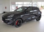 Porsche Cayenne 1