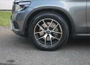 Mercedes-Benz GLC 10