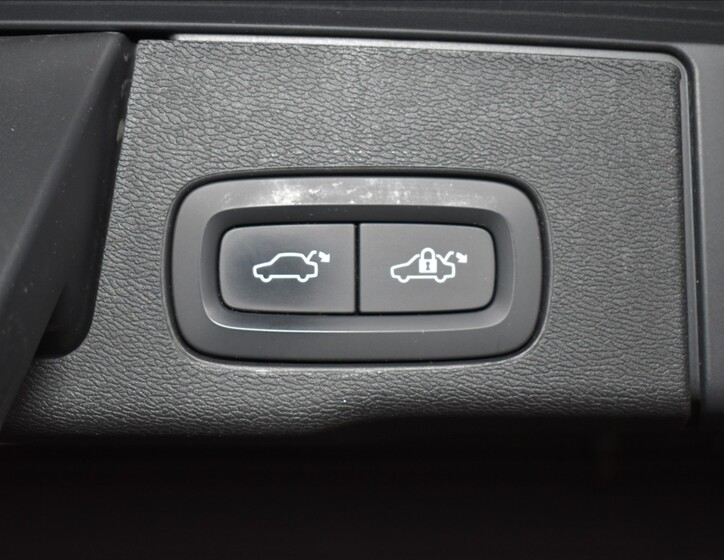 Volvo XC60 12