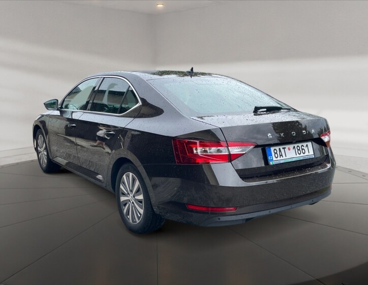 Škoda Superb 4