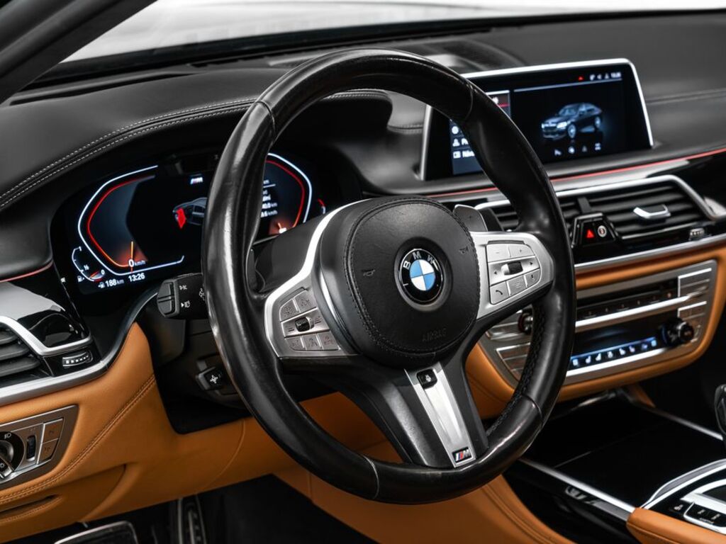 BMW Řada 7 15