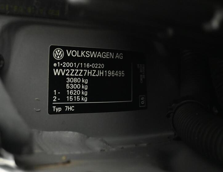 Volkswagen Multivan 12