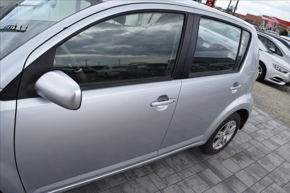 Daihatsu Sirion
