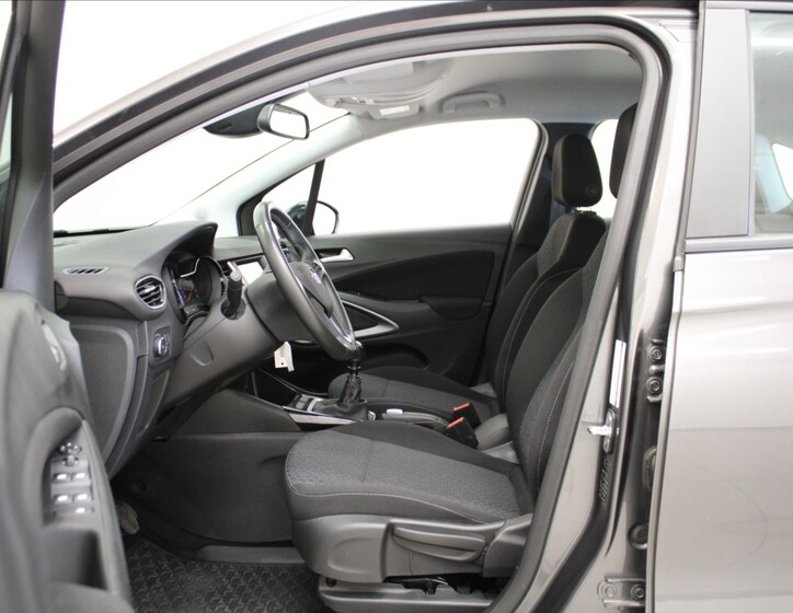 Opel Crossland 6