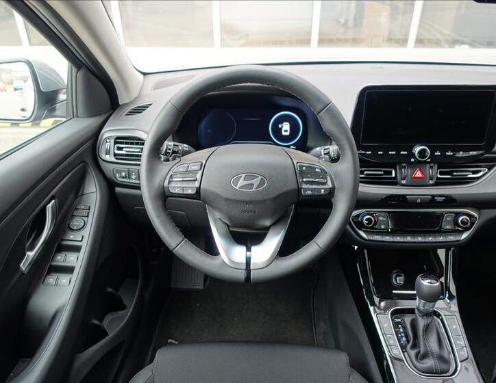Hyundai i30 14