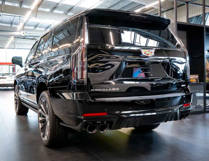 Cadillac Escalade 3
