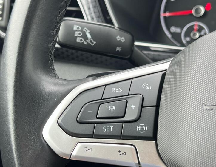 Volkswagen T-Cross 19