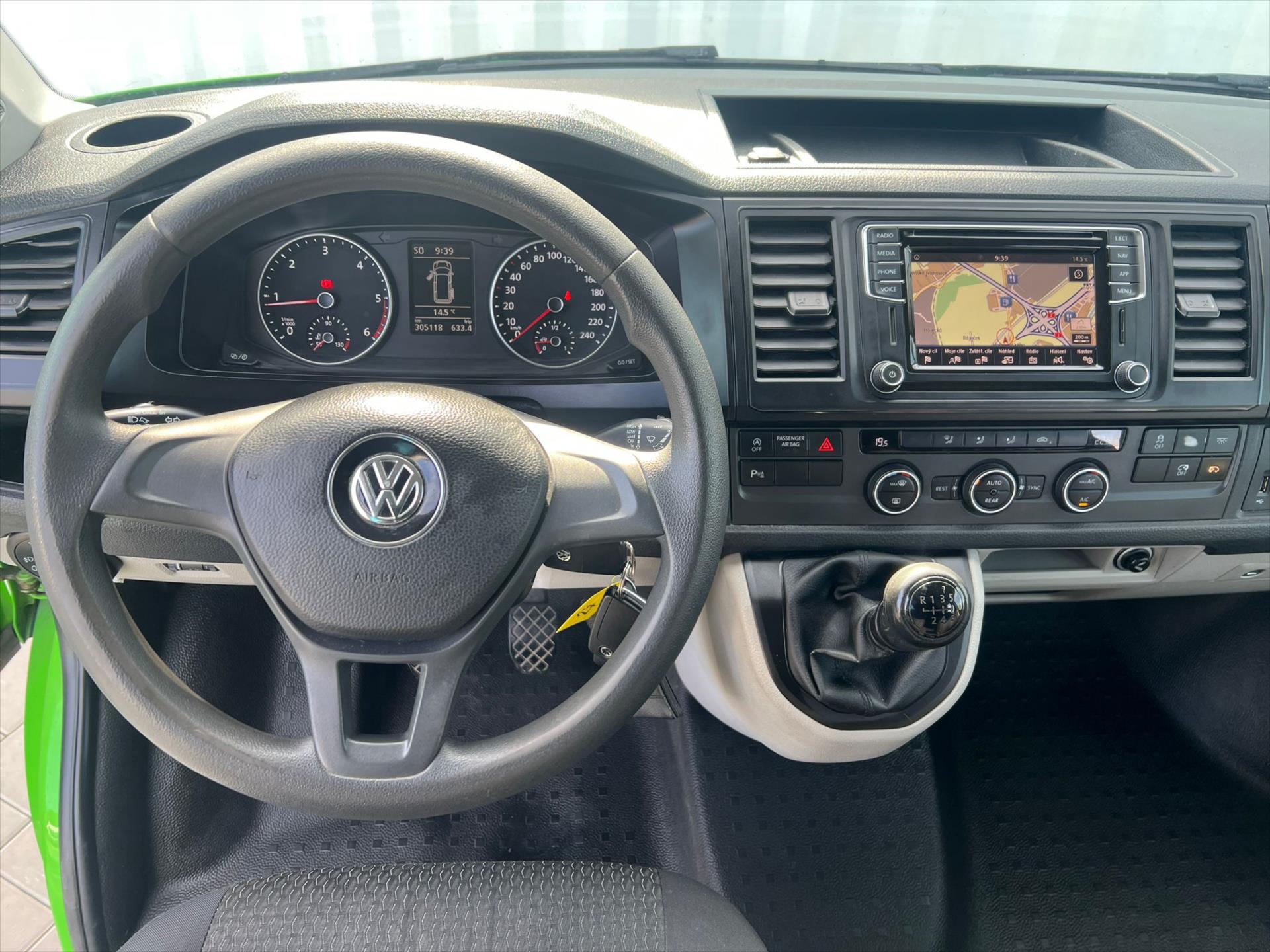 Volkswagen Caravelle