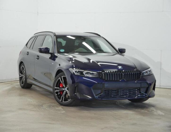 BMW Řada 3 2