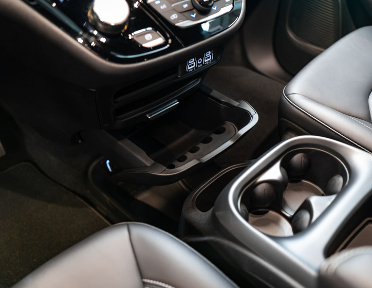 Chrysler Pacifica 24